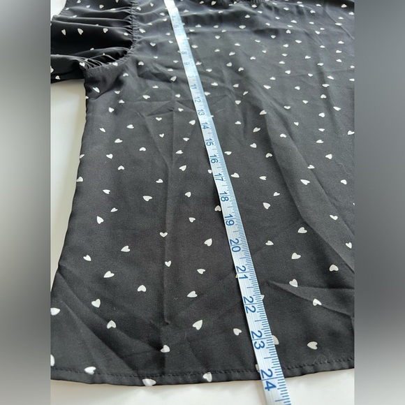 SHEIN LUNE Heart Confetti Mock Neck Keyhole Back Blouse Size L - Picture 8 of 10